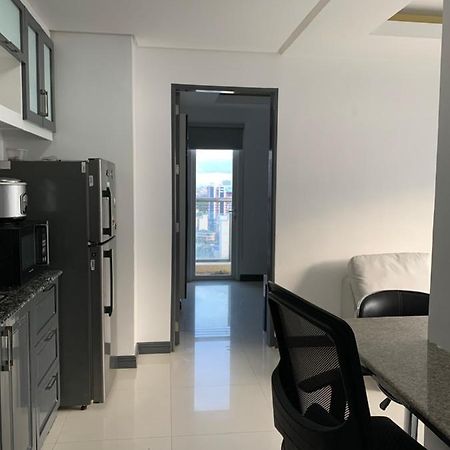 1 Bedroom With Balcony, Fully Furnished Overlooking Manila Bay At Birch Tower, Malate, מנילה מראה חיצוני תמונה